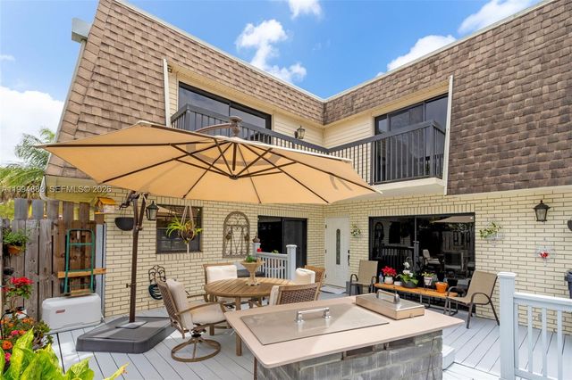 8106 SW 23rd St 28A, North Lauderdale, FL 33068