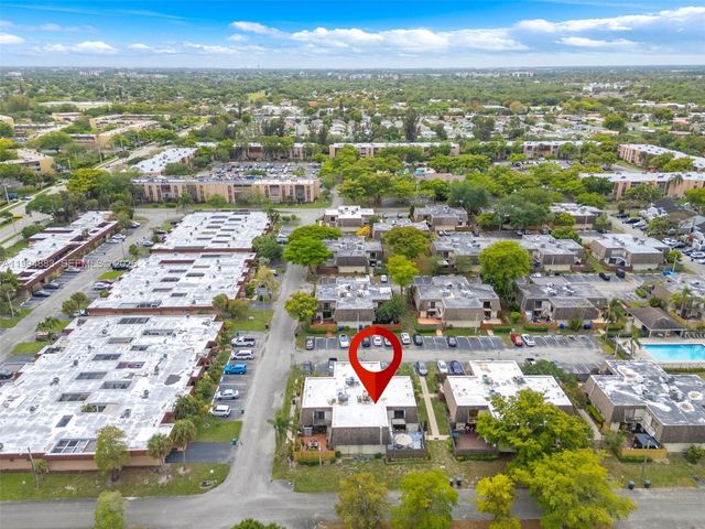 8106 SW 23rd St 28A, North Lauderdale, FL 33068