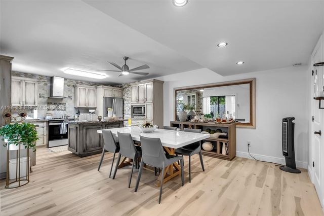 8106 SW 23rd St 28A, North Lauderdale, FL 33068