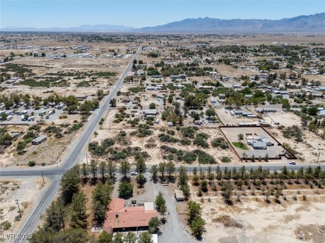 1011 West Basin Avenue, Pahrump, NV 89060