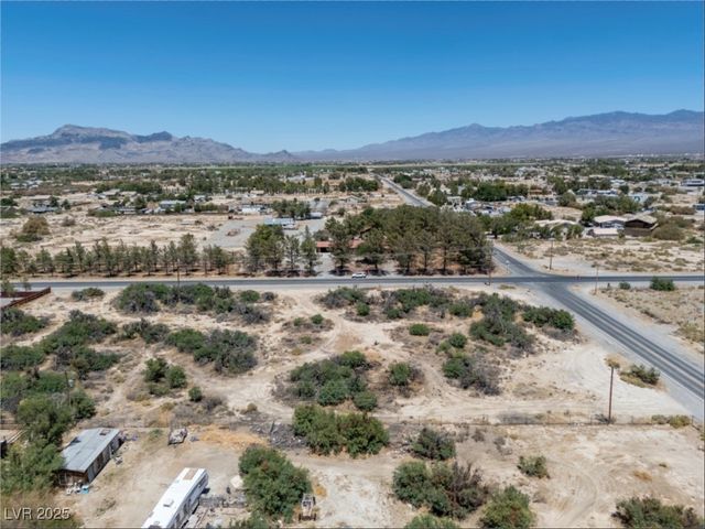 1011 West Basin Avenue, Pahrump, NV 89060