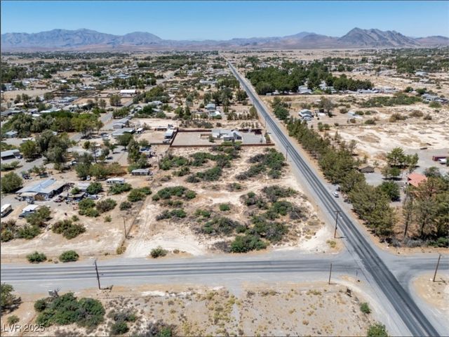 1011 West Basin Avenue, Pahrump, NV 89060