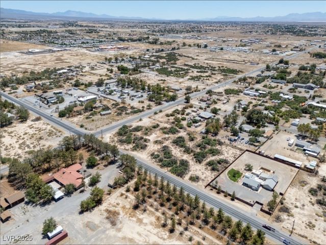1011 West Basin Avenue, Pahrump, NV 89060