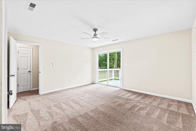218 CIRCLE LN, Colonial Beach, VA 22443