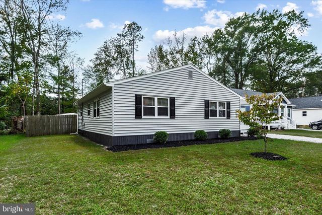 218 CIRCLE LN, Colonial Beach, VA 22443