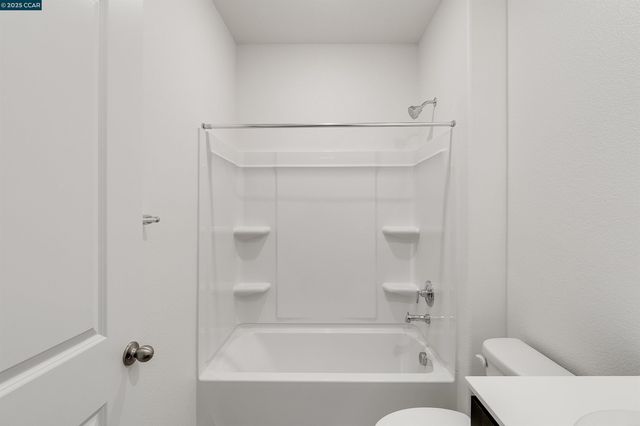 618 Channel Circle, Oakley, CA 94561