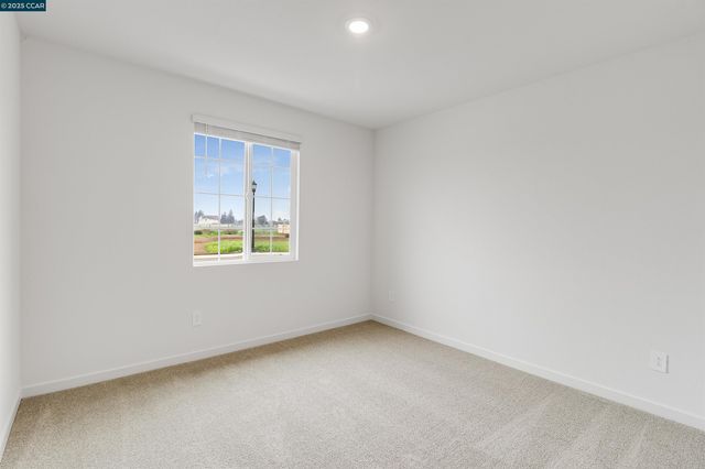 618 Channel Circle, Oakley, CA 94561