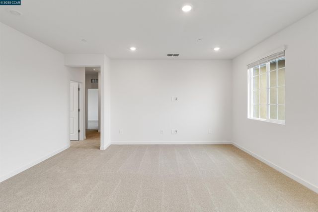 618 Channel Circle, Oakley, CA 94561