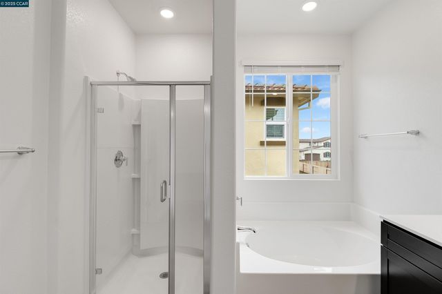 618 Channel Circle, Oakley, CA 94561