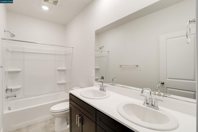 618 Channel Circle, Oakley, CA 94561