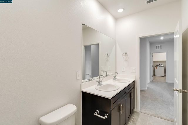 618 Channel Circle, Oakley, CA 94561