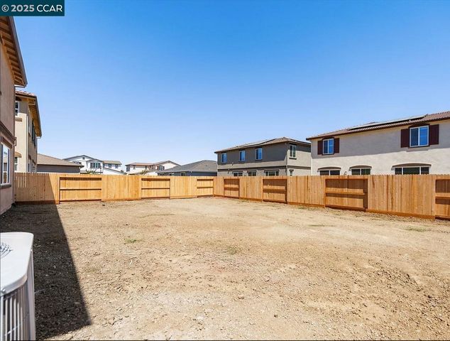 618 Channel Circle, Oakley, CA 94561