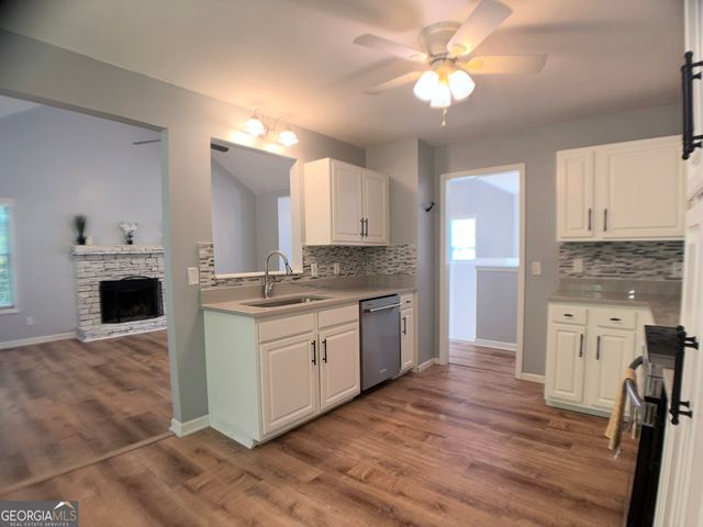 402 Eileen Circle, Canton, GA 30114