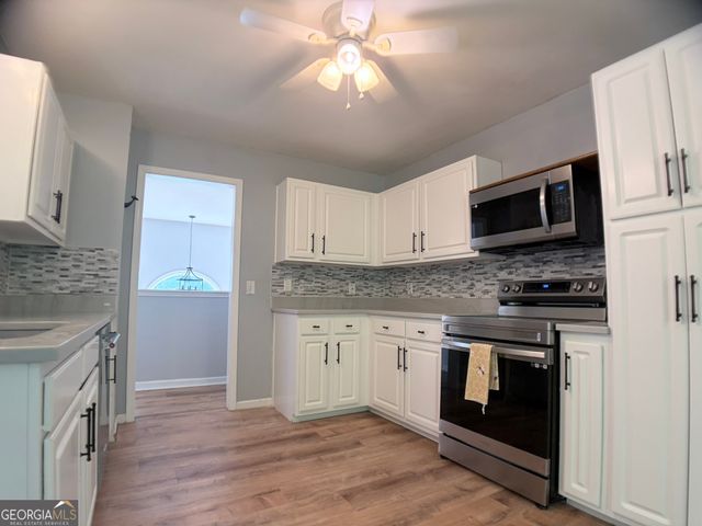 402 Eileen Circle, Canton, GA 30114