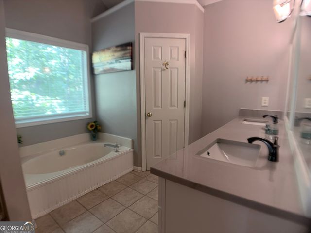 402 Eileen Circle, Canton, GA 30114