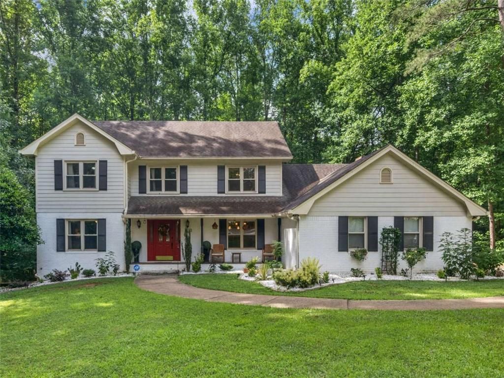 1310 Vineyard Drive, Conyers, GA 30013