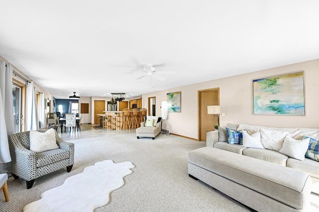 284 Prairie RUN, Grafton, WI 53024