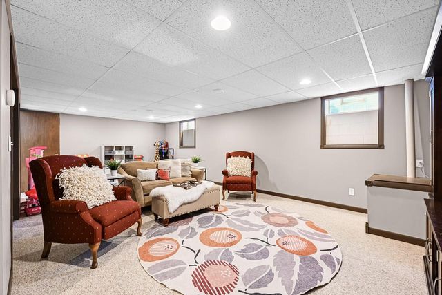 284 Prairie RUN, Grafton, WI 53024