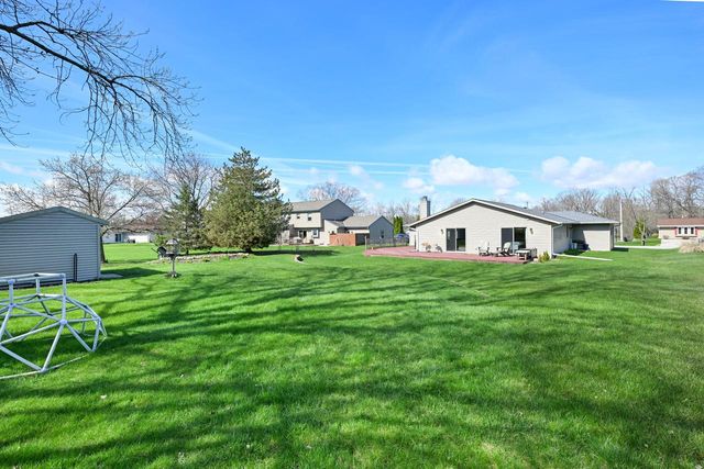 284 Prairie RUN, Grafton, WI 53024