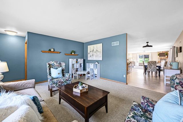 284 Prairie RUN, Grafton, WI 53024