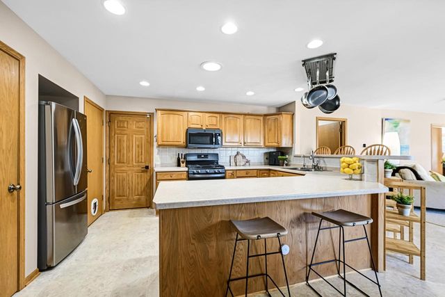 284 Prairie RUN, Grafton, WI 53024