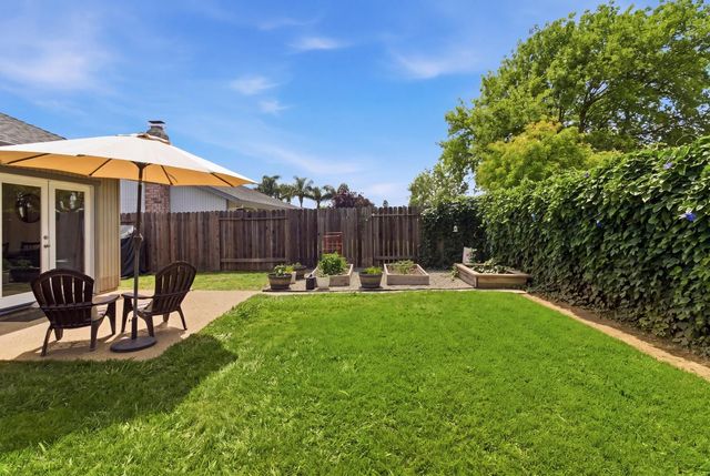 4202 Deaton Dr, Olivehurst, CA 95961