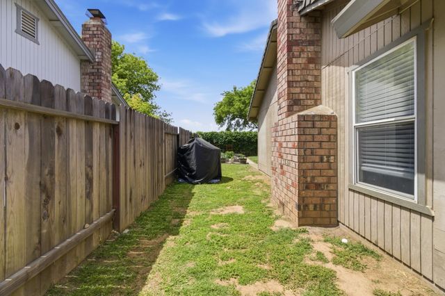 4202 Deaton Dr, Olivehurst, CA 95961
