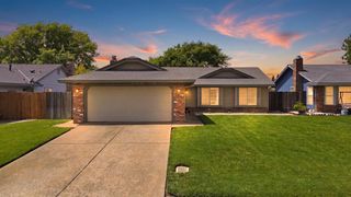 4202 Deaton Dr, Olivehurst, CA 95961