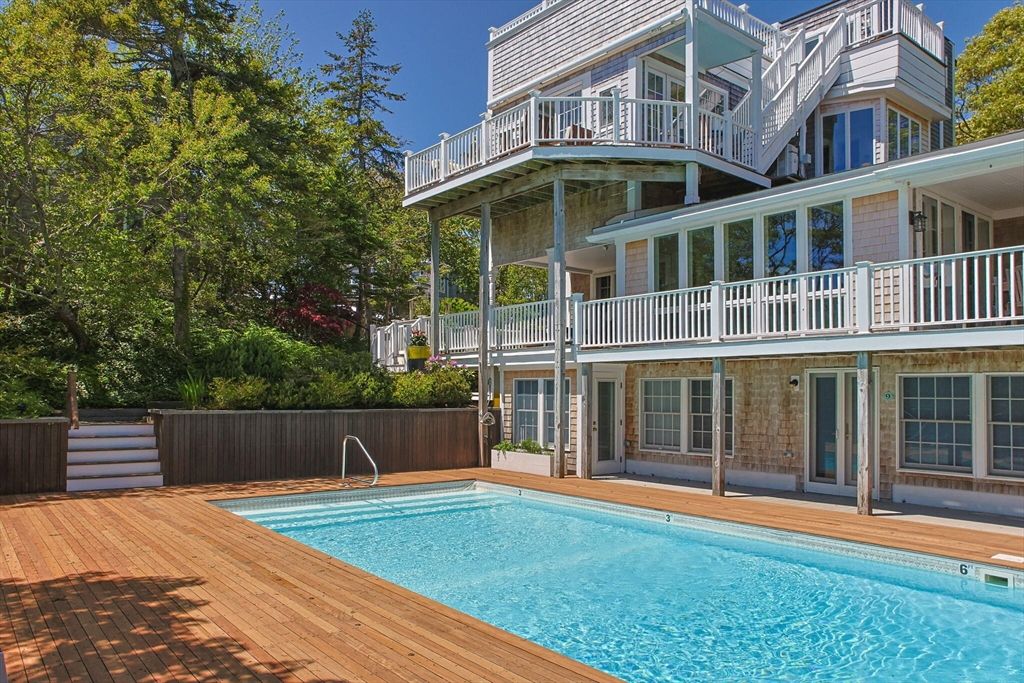 208 Bradford Street Unit E11, Provincetown, MA 02657