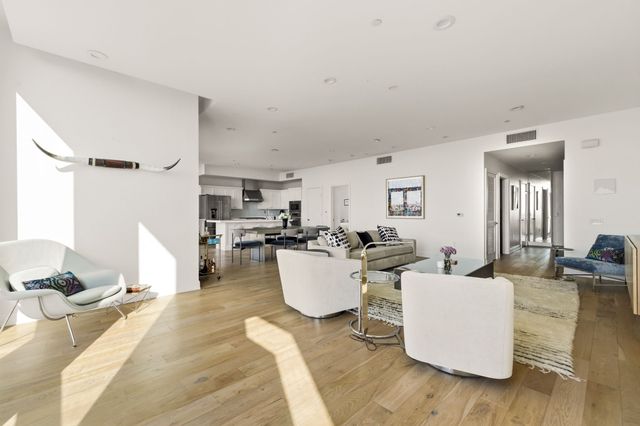 5656 N Central Expressway 801, Dallas, TX 75206