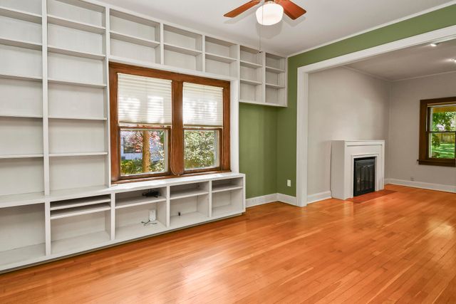 1249 E Delmar Street, Springfield, MO 65804