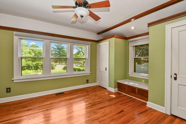 1249 E Delmar Street, Springfield, MO 65804