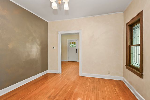 1249 E Delmar Street, Springfield, MO 65804