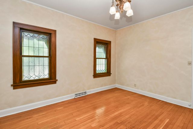 1249 E Delmar Street, Springfield, MO 65804
