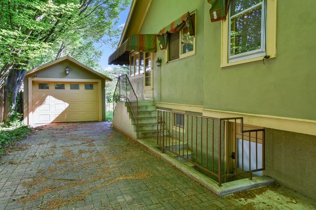 1249 E Delmar Street, Springfield, MO 65804