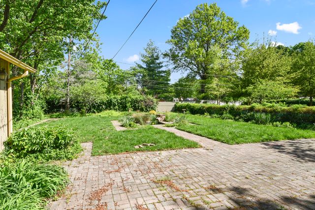 1249 E Delmar Street, Springfield, MO 65804