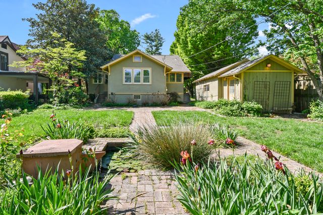 1249 E Delmar Street, Springfield, MO 65804