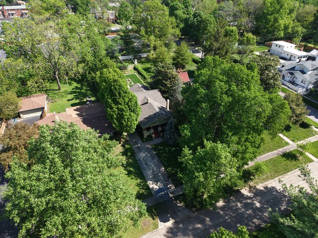 1249 E Delmar Street, Springfield, MO 65804