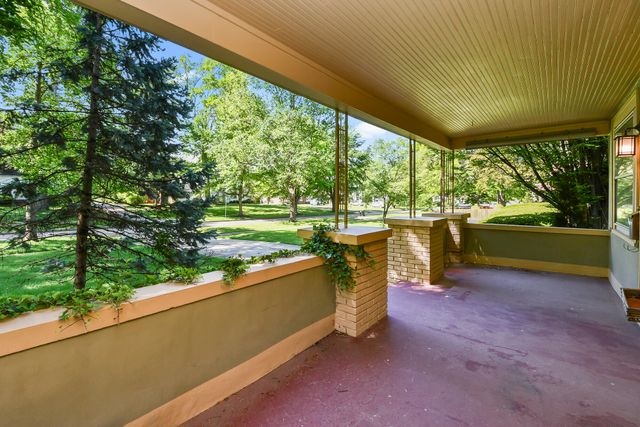 1249 E Delmar Street, Springfield, MO 65804