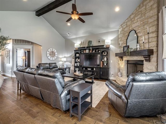 11833 SW 26th Terrace, Yukon, OK 73099