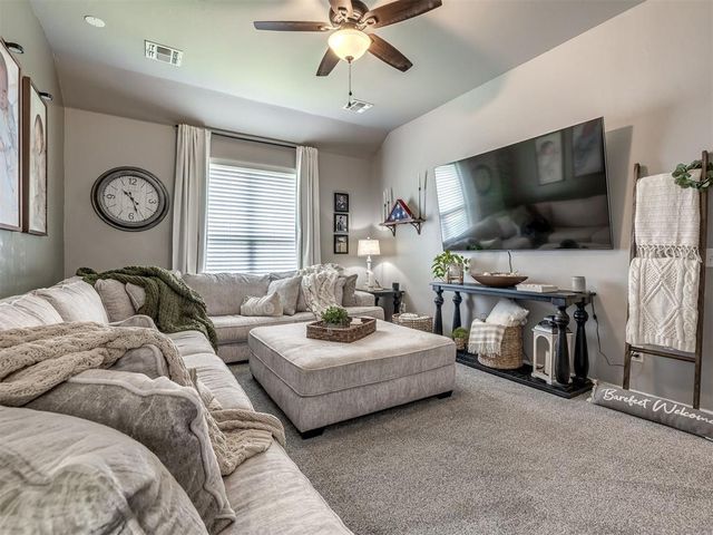 11833 SW 26th Terrace, Yukon, OK 73099