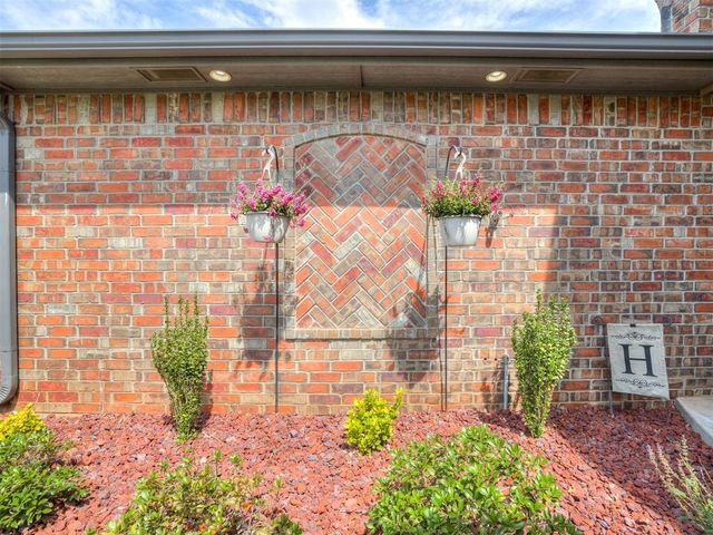 11833 SW 26th Terrace, Yukon, OK 73099