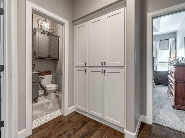 11833 SW 26th Terrace, Yukon, OK 73099