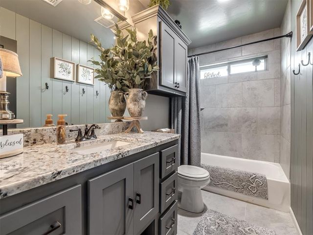 11833 SW 26th Terrace, Yukon, OK 73099