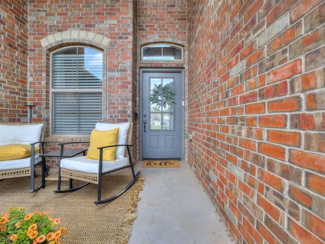11833 SW 26th Terrace, Yukon, OK 73099