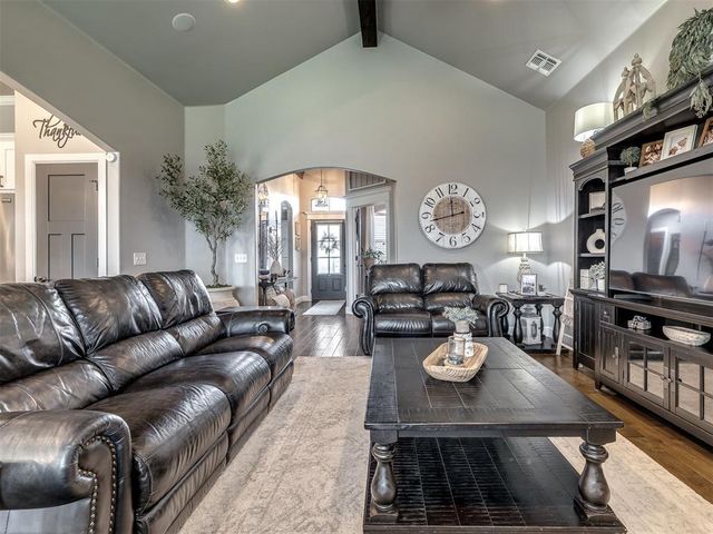 11833 SW 26th Terrace, Yukon, OK 73099