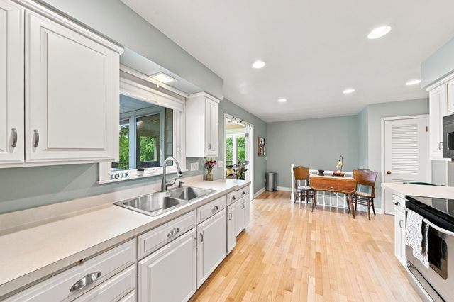 137 Atwood Drive, Mankato, MN 56001