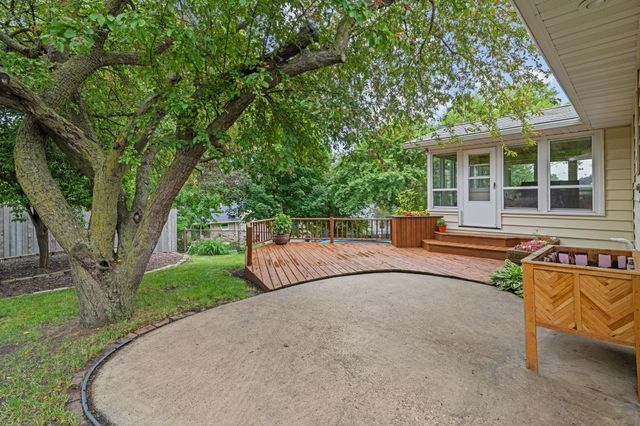 137 Atwood Drive, Mankato, MN 56001