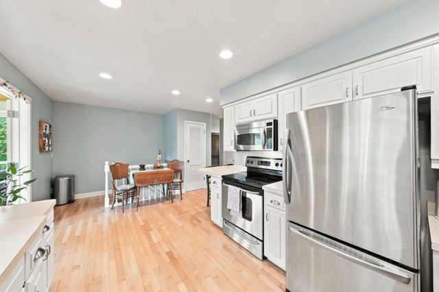 137 Atwood Drive, Mankato, MN 56001