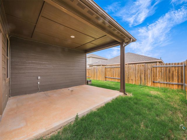 13616 Musselshell Drive, Ponder, TX 76259